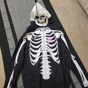 Men's LRG Benny, the butcher dead series hoodie size large.